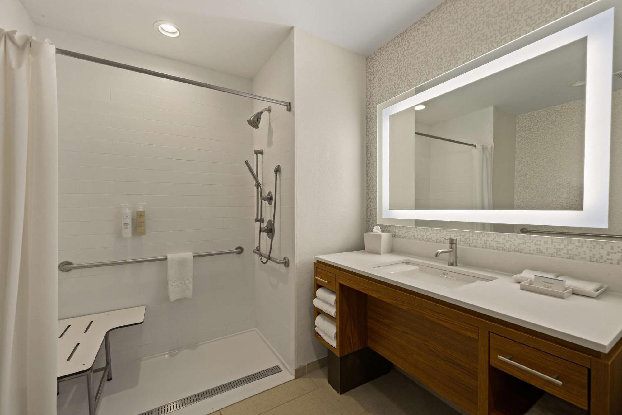 Home2 Suites By Hilton Baytown Eksteriør billede